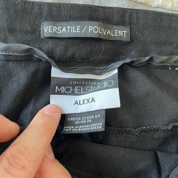 Addition Elle - GUC - Alexa Bermuda Short - Size 22 - Picture 3 of 3